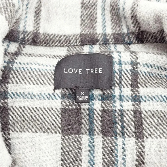 Love Tree Button Up Shacket Shirt Jacket Womens Size S Green Plaid Flannel - Picture 3 of 3